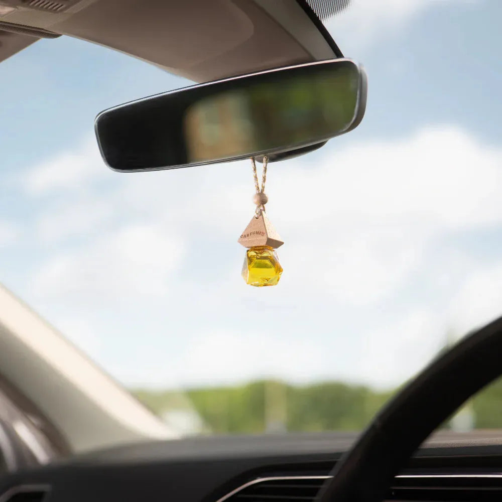 Carfume luxury lady billion fragrance with rearview mirror